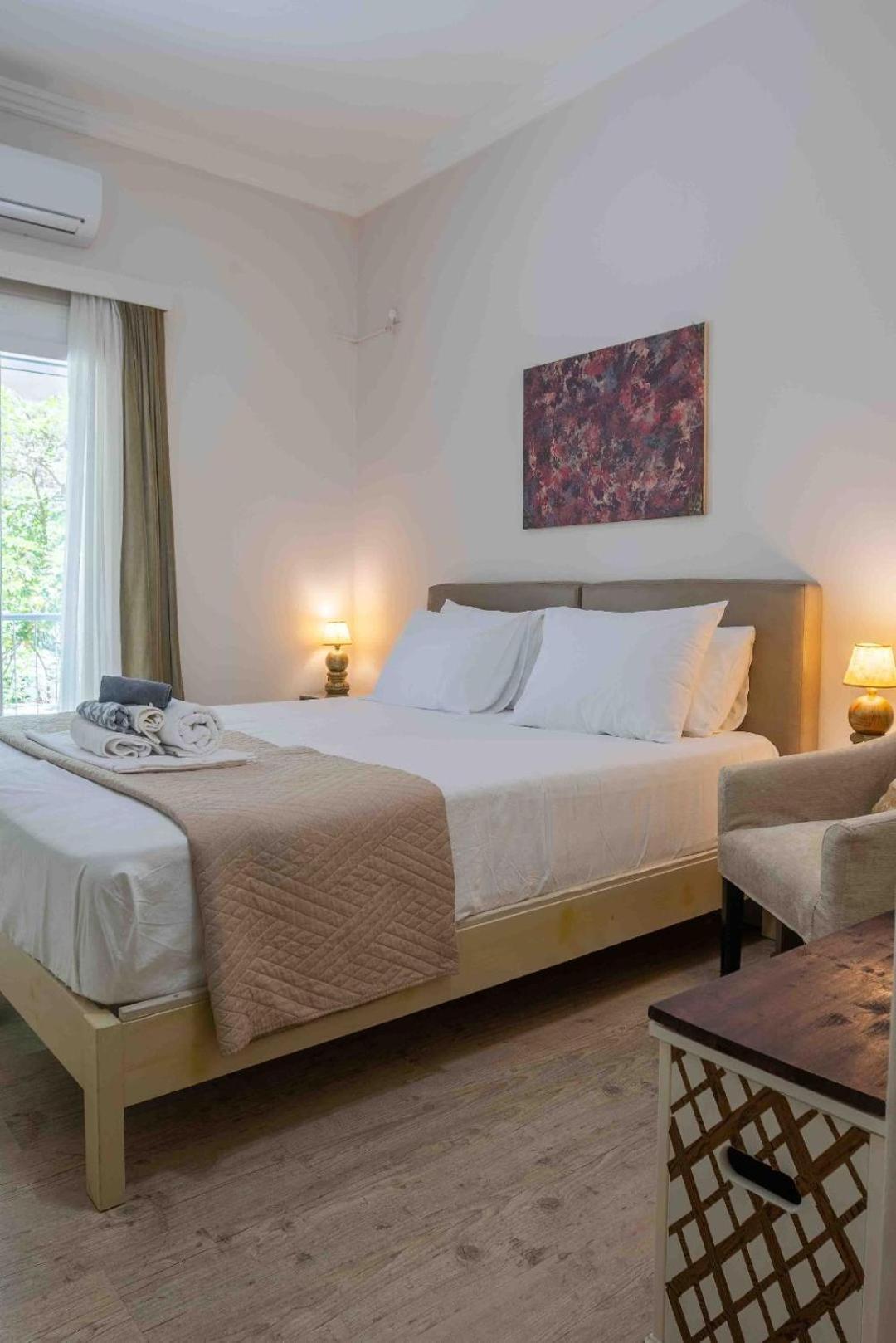 Apartment αlpha- αthenian *